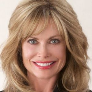 Meet your Posher, Debbi